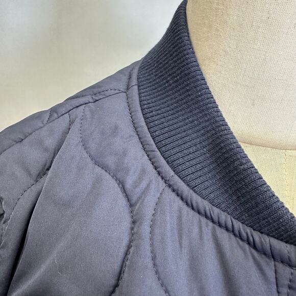 Banana Republic Water-resistant Quilted Long Coat in Navy Size Medium - Picture 11 of 15
